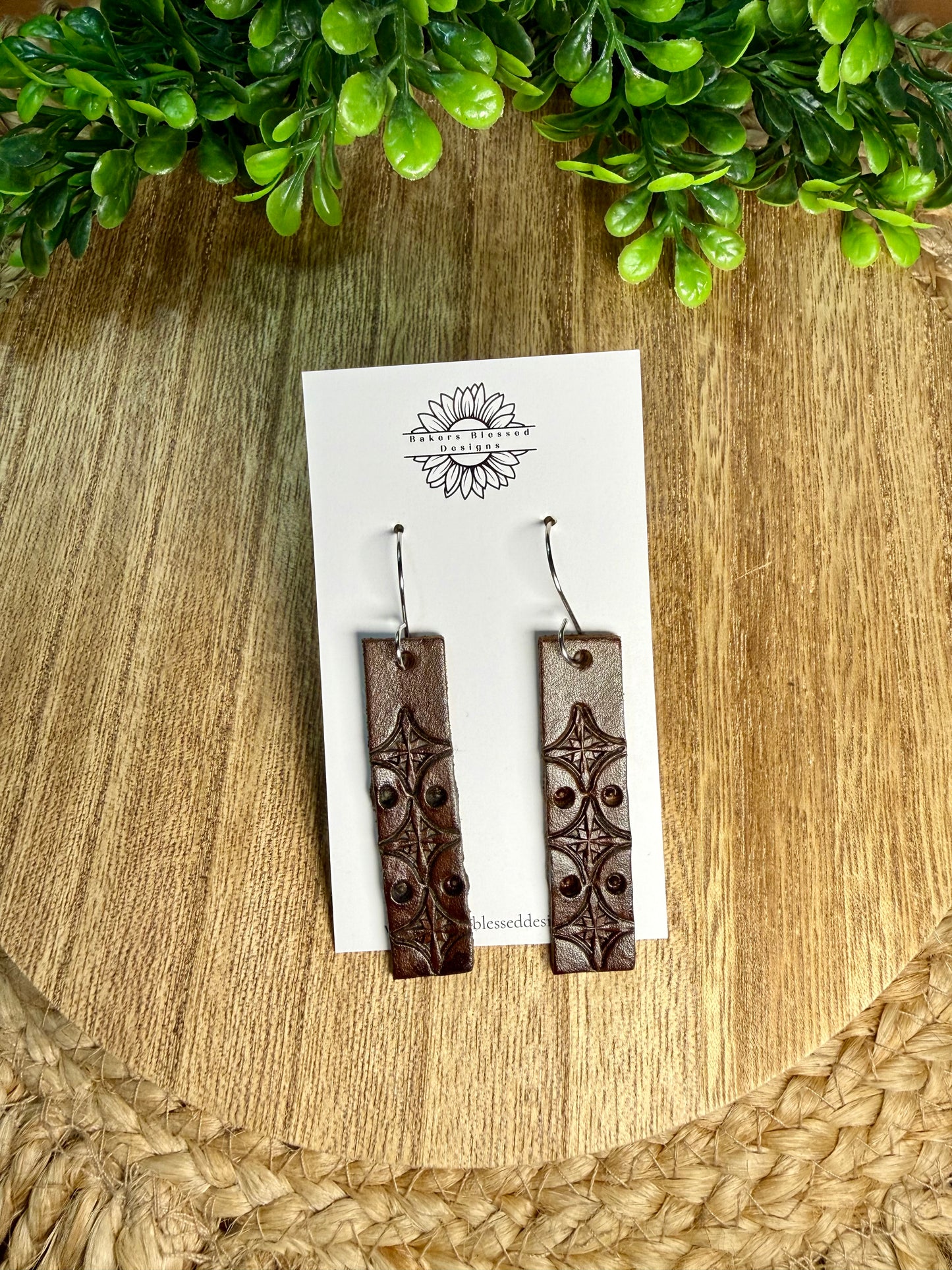 Tooled Bar Leather Earrings