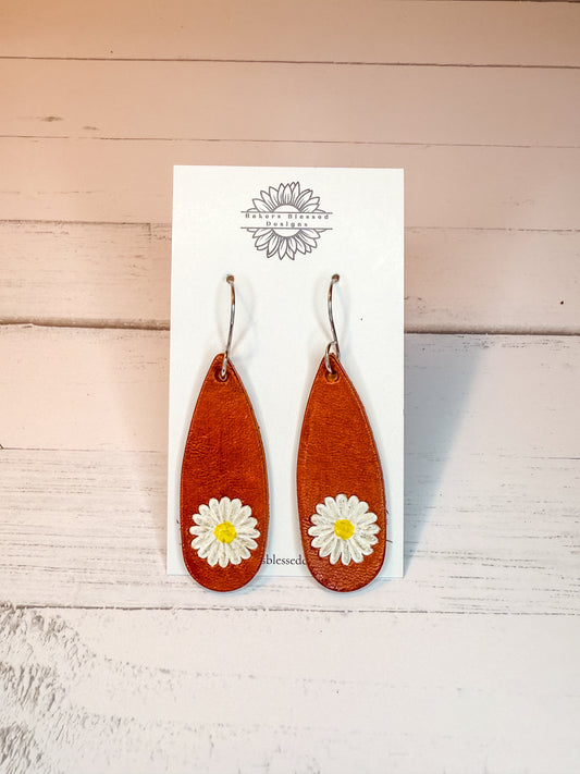 Handmade Daisy Teardrop Earrings – Rustic Leather Floral Jewelry