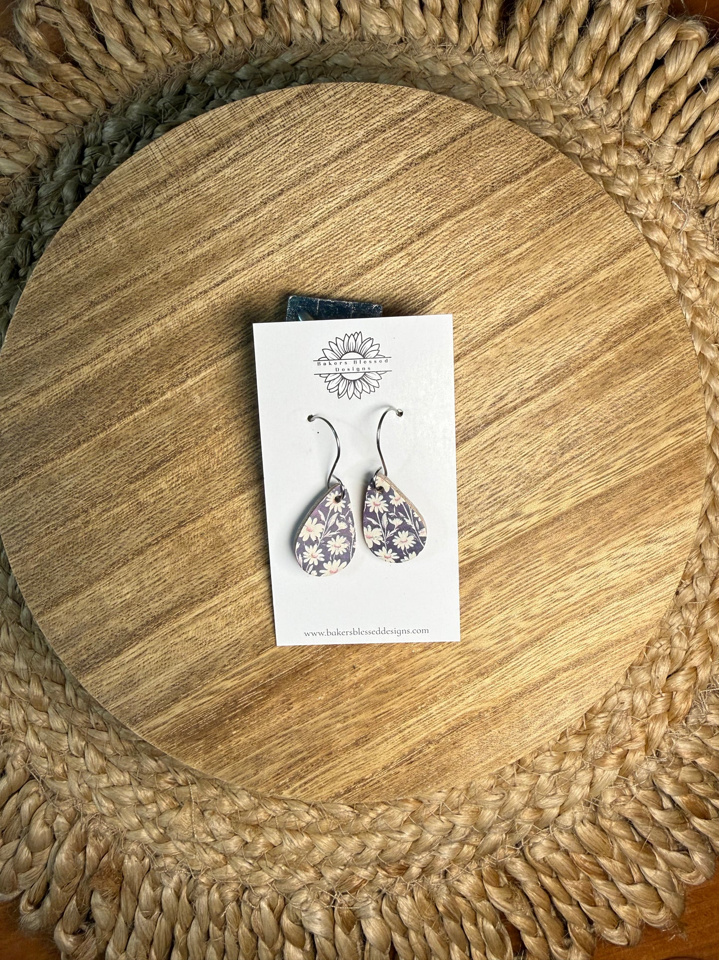 Naomi Facebook Order